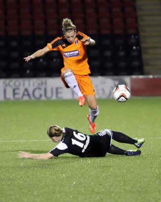 Nicola Docherty skips the challenage. Image by Andy Buist